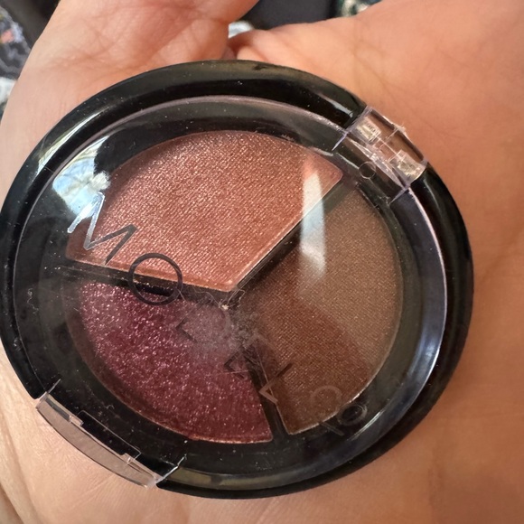 Model Co Eye shadow trios St Tropez new in box - Picture 2 of 2